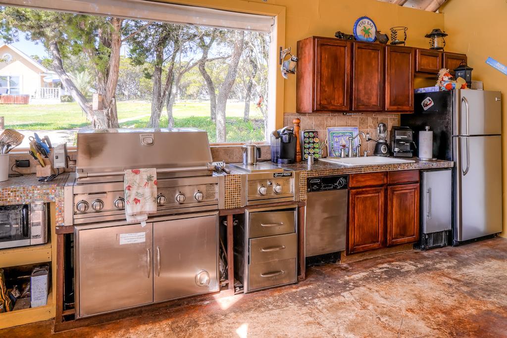 فندق Helotesفي  Tnt Hill Country Getaways المظهر الخارجي الصورة